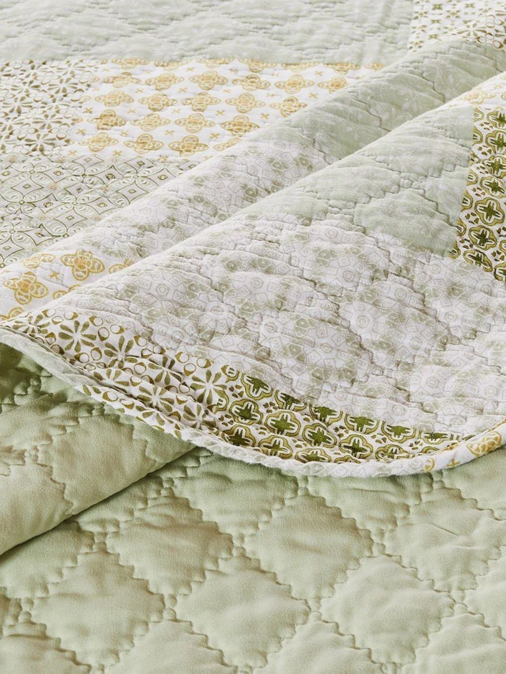 Barefoot Bungalow Juniper Quilt Set 3-Piece Twin/TwinXL 2 Pillow Shams NEW
